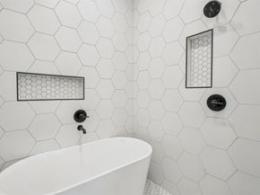 145 N Henderson Avenue  102, Dallas Texas 75214