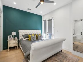 145 N Henderson Avenue  102, Dallas Texas 75214