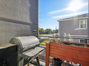 145 N Henderson Avenue  102, Dallas Texas 75214