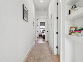 145 N Henderson Avenue  102, Dallas Texas 75214