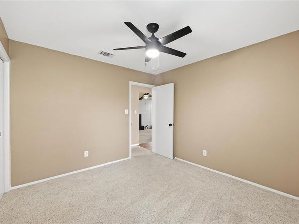 2105  Rockmoor Drive , Edgecliff Village Texas 76134