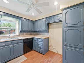 2105  Rockmoor Drive , Edgecliff Village Texas 76134