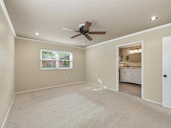 2105  Rockmoor Drive , Edgecliff Village Texas 76134