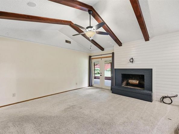 2105  Rockmoor Drive , Edgecliff Village Texas 76134