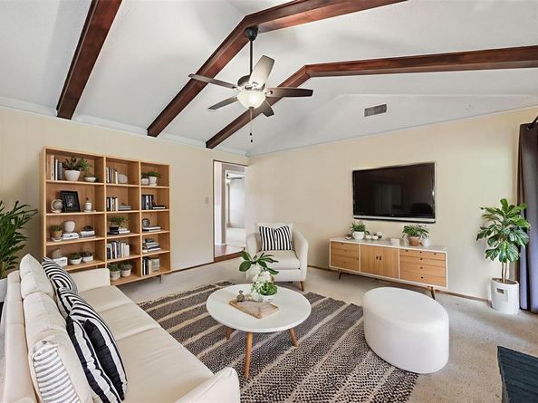 2105  Rockmoor Drive , Edgecliff Village Texas 76134