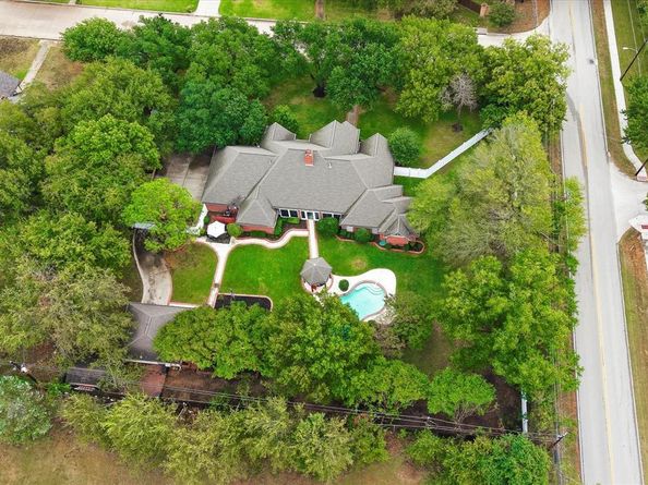 5800  Hunter Trail , Colleyville Texas 76034