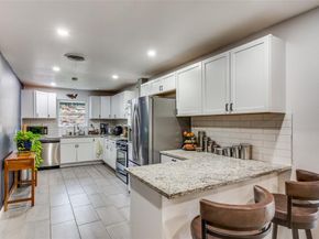 6921  Valhalla Road , Fort Worth Texas 76116