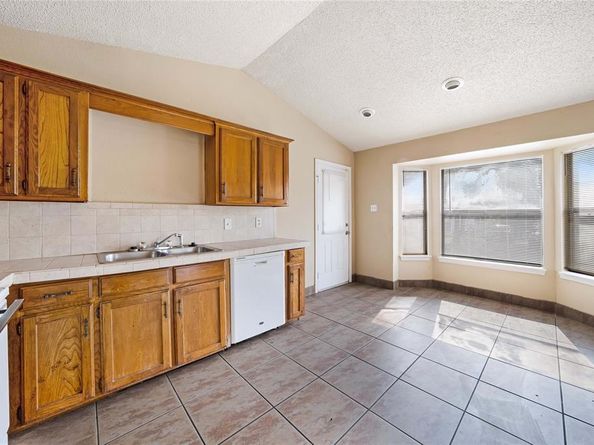 700  Long Court , Cedar Hill Texas 75104