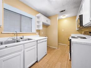 700  Long Court , Cedar Hill Texas 75104