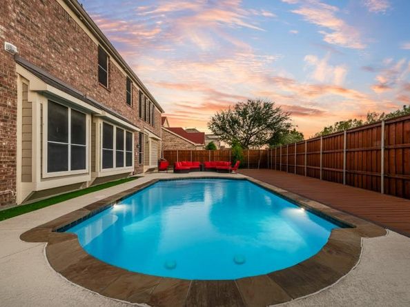 3027  Pamplona  , Grand Prairie Texas 75054