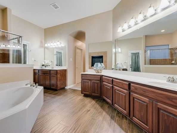 3027  Pamplona  , Grand Prairie Texas 75054