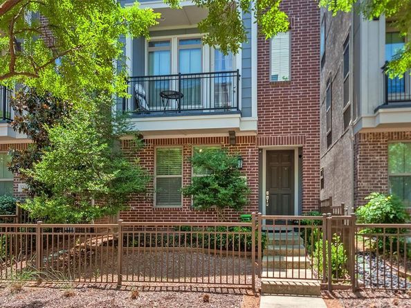 1141  Tea Olive Lane , Dallas Texas 75212