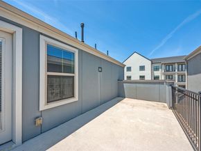 1141  Tea Olive Lane , Dallas Texas 75212