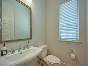 1141  Tea Olive Lane , Dallas Texas 75212