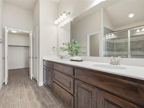 609  Meadowedge Lane , Denton Texas 76207
