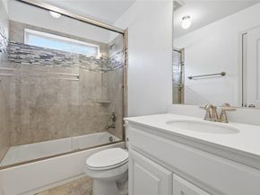 609  Meadowedge Lane , Denton Texas 76207