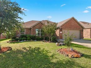 609  Meadowedge Lane , Denton Texas 76207