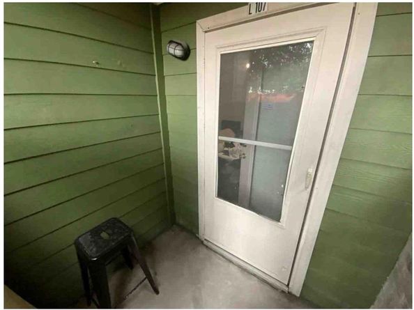 9823  Walnut Street  107, Dallas Texas 75243