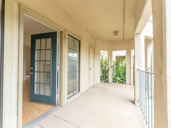 3105  san jacinto Street  210, Dallas Texas 75204