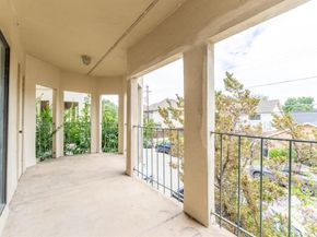 3105  san jacinto Street  210, Dallas Texas 75204