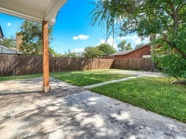 3322  Collins Boulevard , Garland Texas 75044