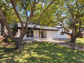 4766  Snow Drive , Mesquite Texas 75150