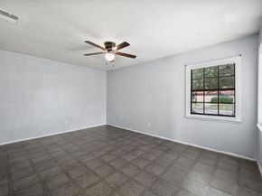 621  Stonehenge Drive , Grand Prairie Texas 75052