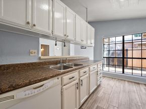 621  Stonehenge Drive , Grand Prairie Texas 75052