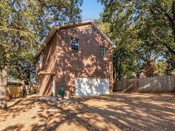 2620  Brookridge Drive , Hurst Texas 76054