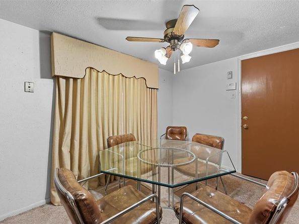 1715  Shady Glen Lane , Dallas Texas 75232