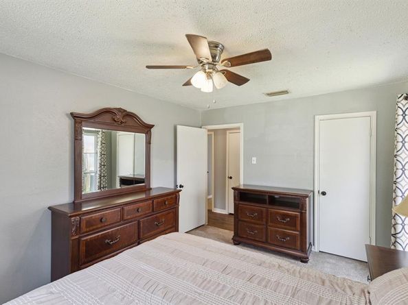 506  Santa Cruz Drive , Garland Texas 75043