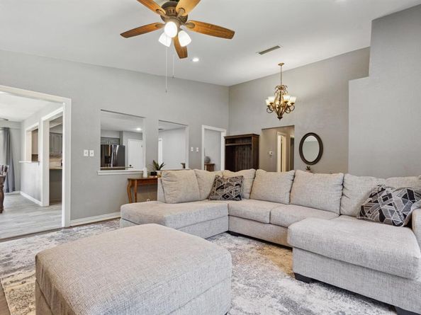 506  Santa Cruz Drive , Garland Texas 75043