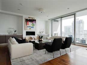 3130 N Harwood Street  2006, Dallas Texas 75201