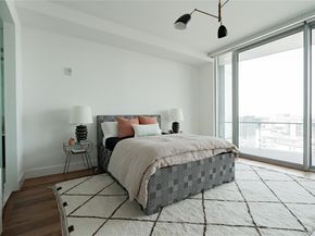 3130 N Harwood Street  2006, Dallas Texas 75201