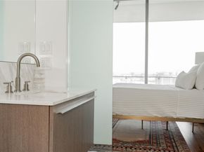 3130 N Harwood Street  2006, Dallas Texas 75201