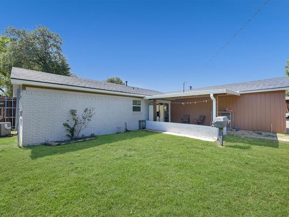 2230  Aloha Drive , Mesquite Texas 75150