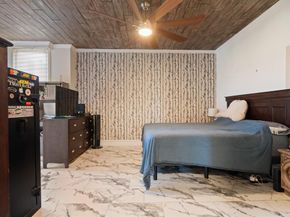 2100  Reflection Bay Drive , Arlington Texas 76013