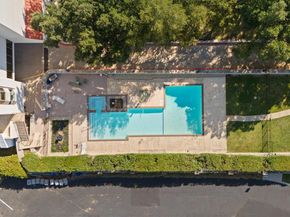2100  Reflection Bay Drive , Arlington Texas 76013