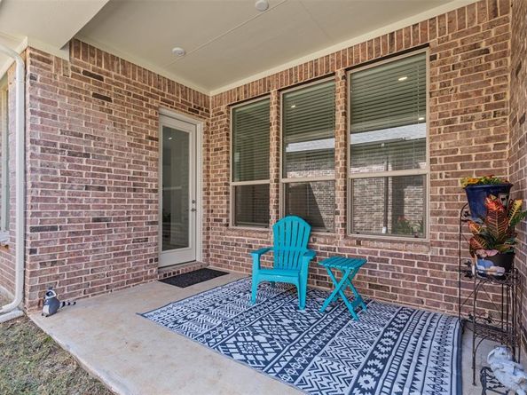 4747  Kings Garden Parkway , Arlington Texas 76005
