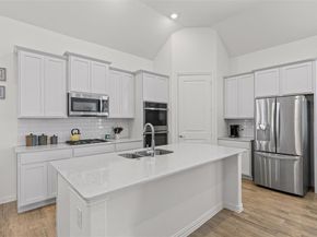 4747  Kings Garden Parkway , Arlington Texas 76005