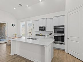 4747  Kings Garden Parkway , Arlington Texas 76005
