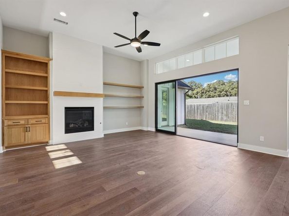 2638  Evinrude Drive , Grapevine Texas 76051