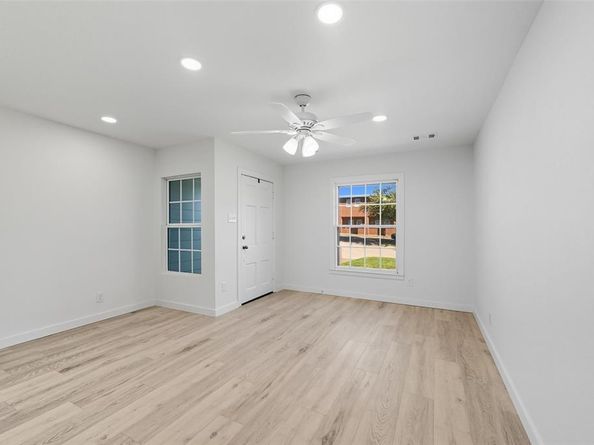 4533  Geddes Avenue , Fort Worth Texas 76107