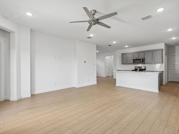 3902  Sandstone Drive , McKinney Texas 75071