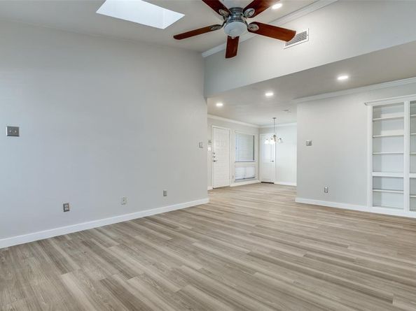 5616  Preston Oaks Road  306, Dallas Texas 75254