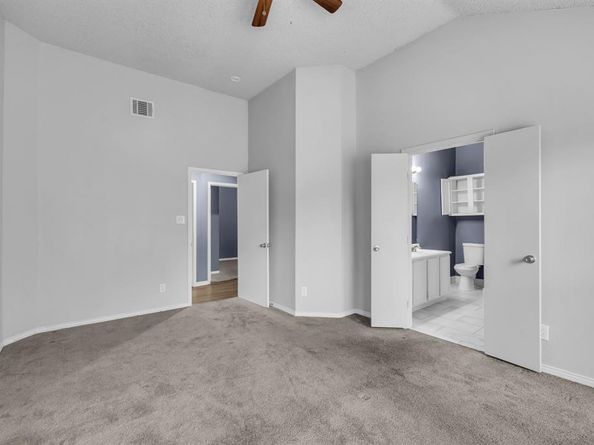 10101  Long Rifle Drive , Fort Worth Texas 76108