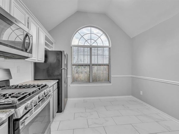 10101  Long Rifle Drive , Fort Worth Texas 76108