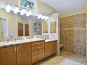 2901 N Sunbeck Circle , Farmers Branch Texas 75234