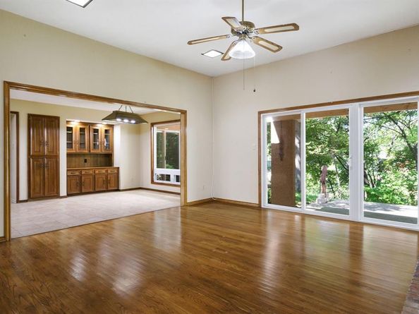 2901 N Sunbeck Circle , Farmers Branch Texas 75234