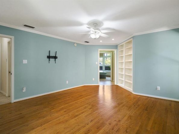 2901 N Sunbeck Circle , Farmers Branch Texas 75234